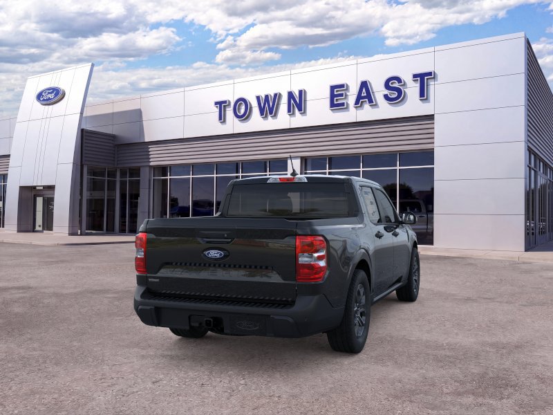 New 2026 Ford Maverick XLT w/ XLT Luxury Package FWD image 30