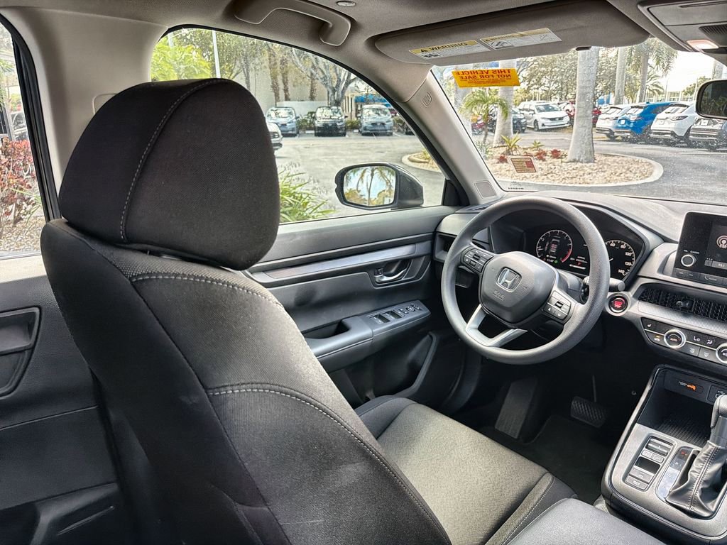 Certified 2025 Honda CR-V EX image 17