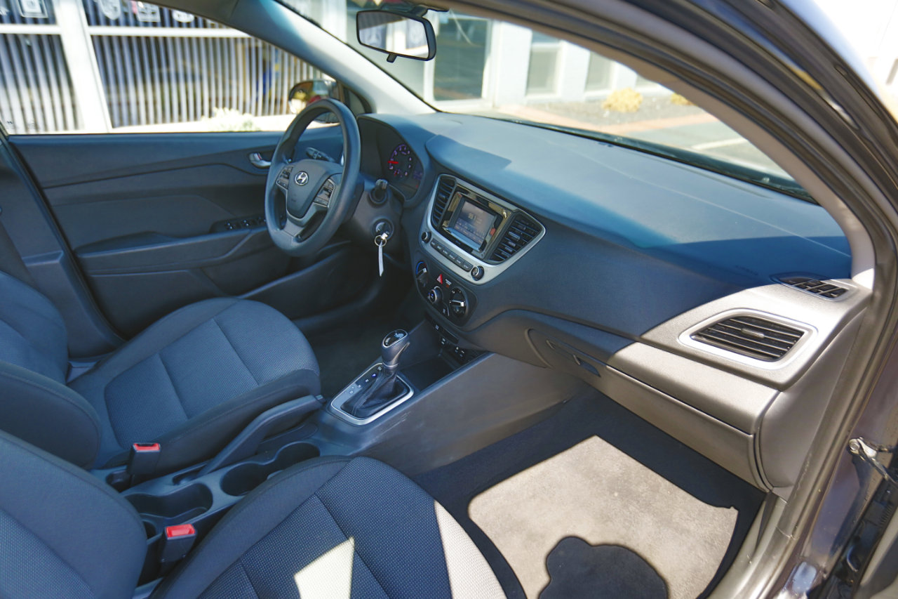 Used 2021 Hyundai Accent SE image 13