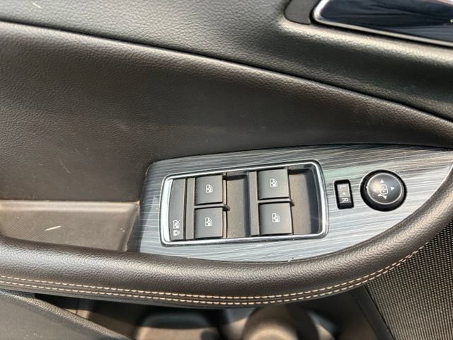 Used 2018 Chevrolet Impala Premier FWD image 31