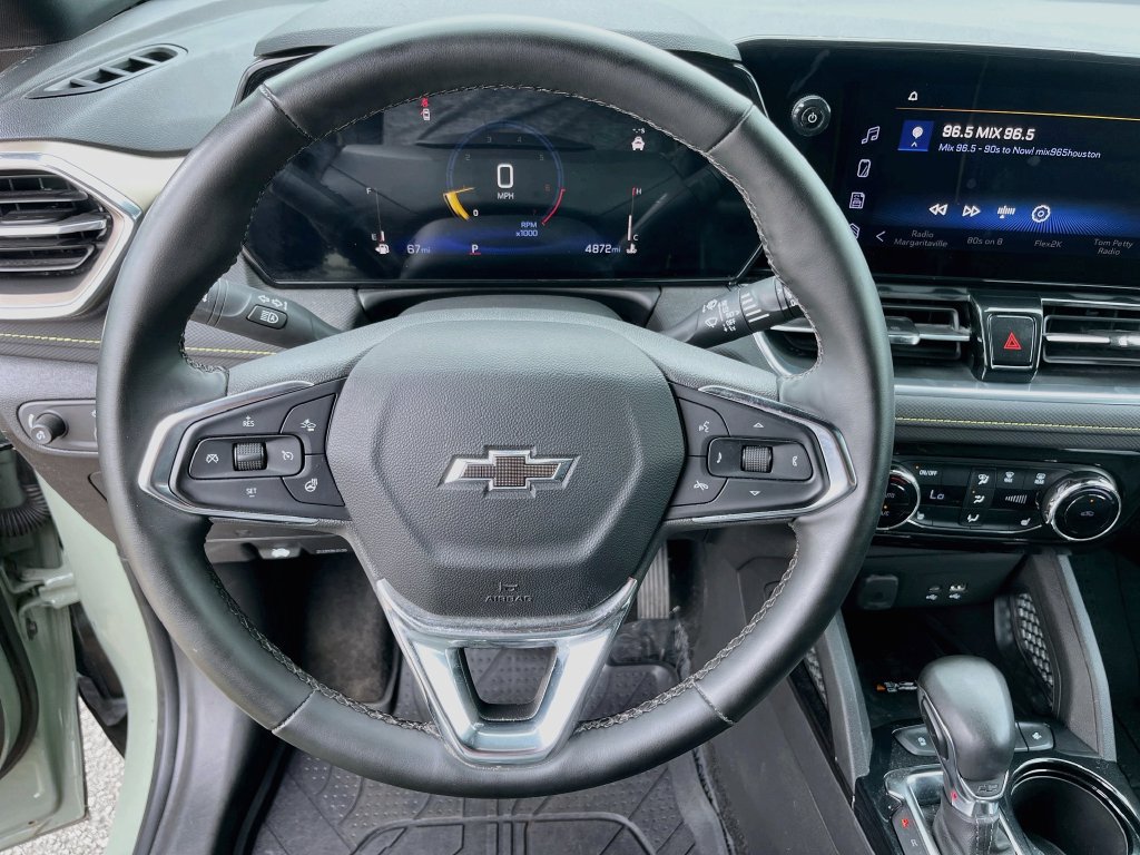 Used 2025 Chevrolet TrailBlazer ACTIV w/ Convenience Package FWD image 11