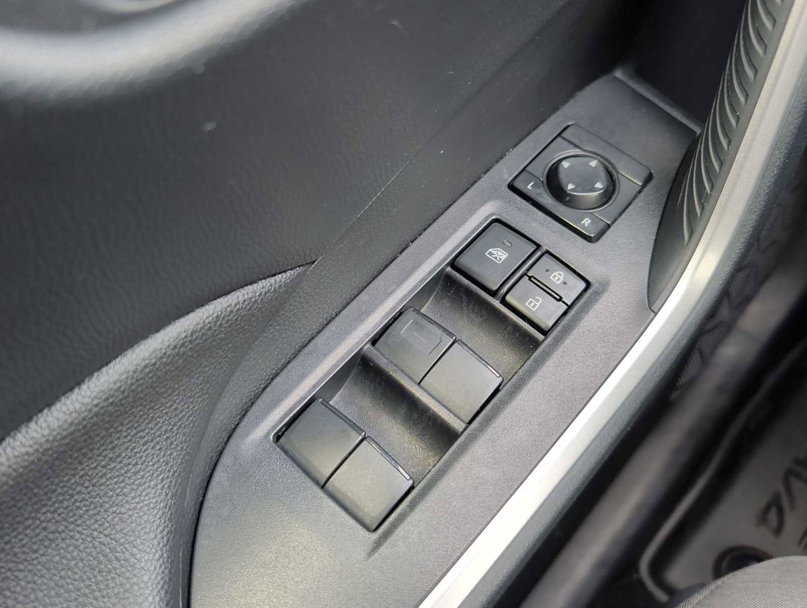 Used 2024 Toyota RAV4 LE image 15