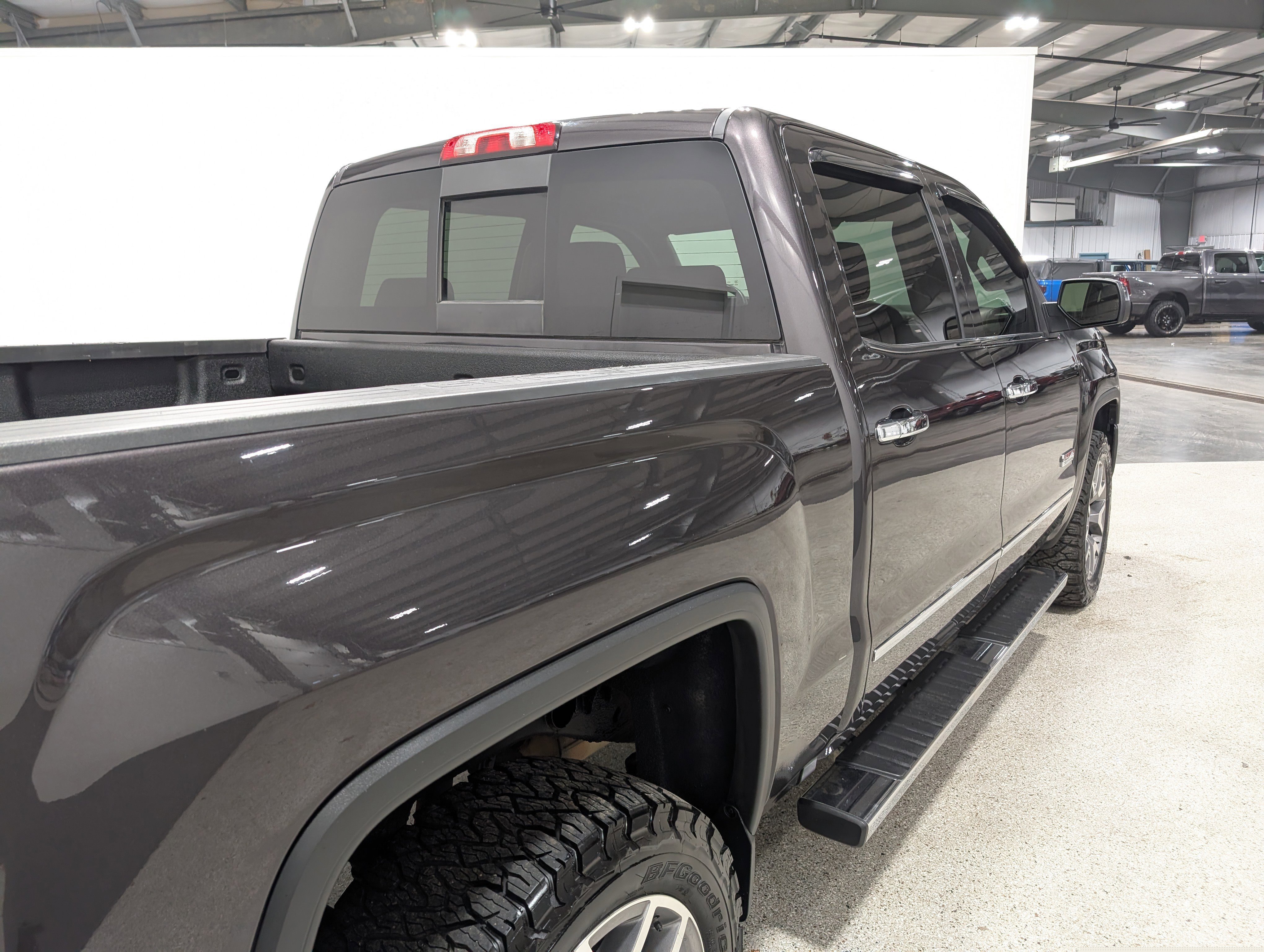 Used 2016 GMC Sierra 1500 SLT w/ All-Terrain Package image 3
