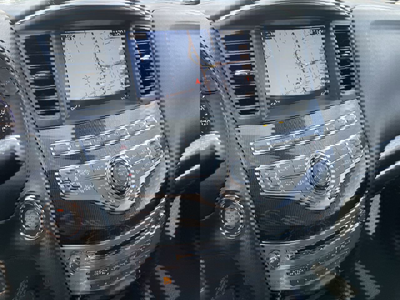 Used 2020 INFINITI QX60 Luxe w/ Essential Package image 12