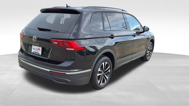 Used 2024 Volkswagen Tiguan S image 7