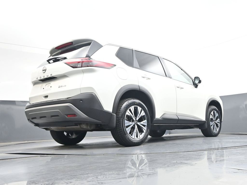 Certified 2022 Nissan Rogue SV AWD/4WD image 35