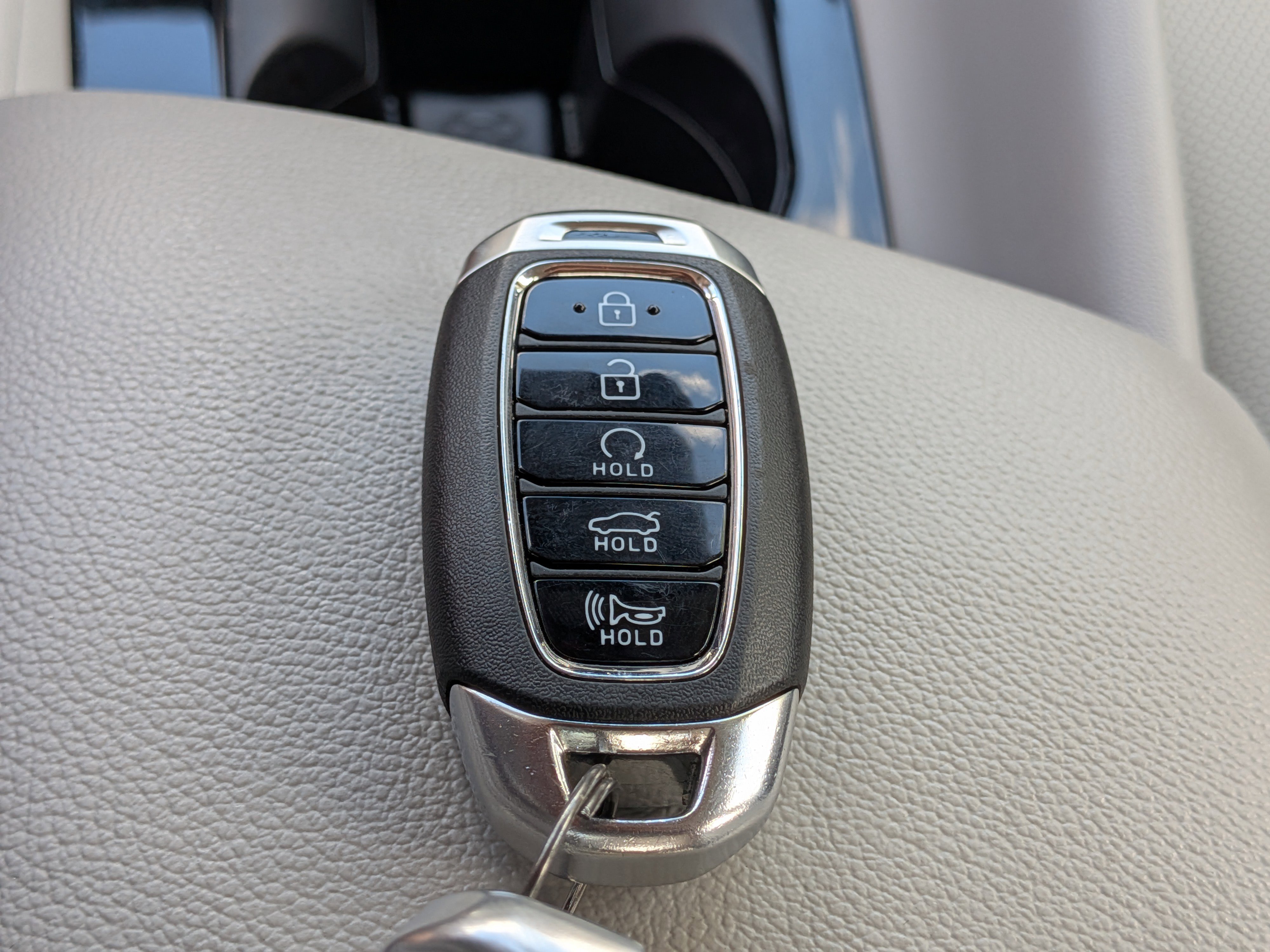 Used 2023 Hyundai Elantra Limited w/ Cargo Package FWD image 33
