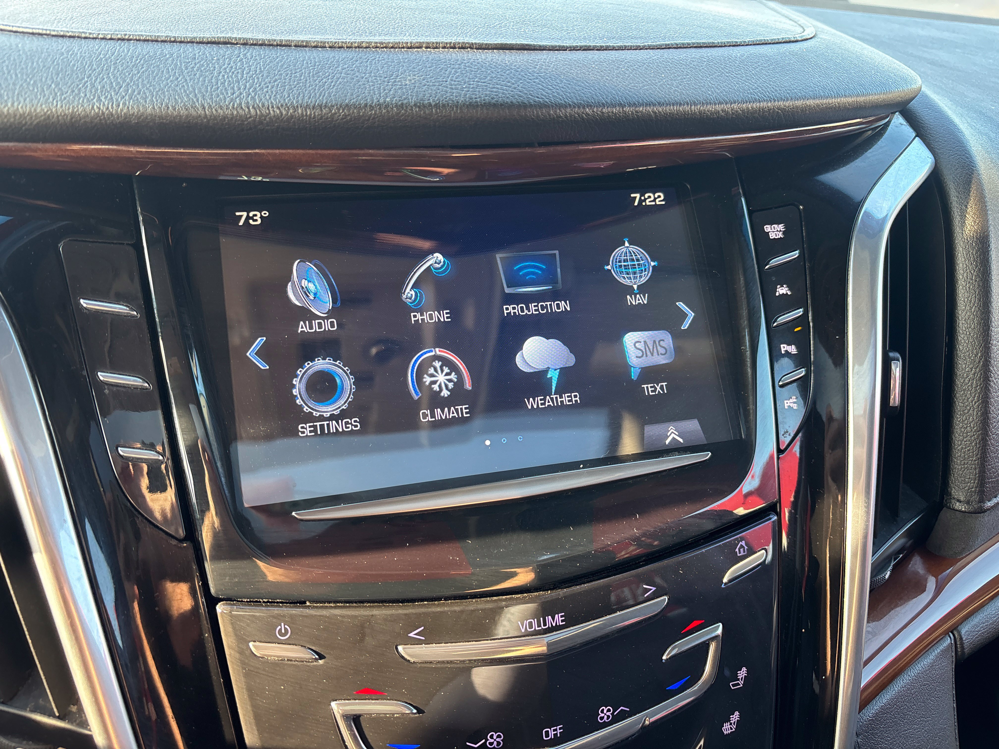 Used 2019 Cadillac Escalade ESV Luxury AWD/4WD image 20