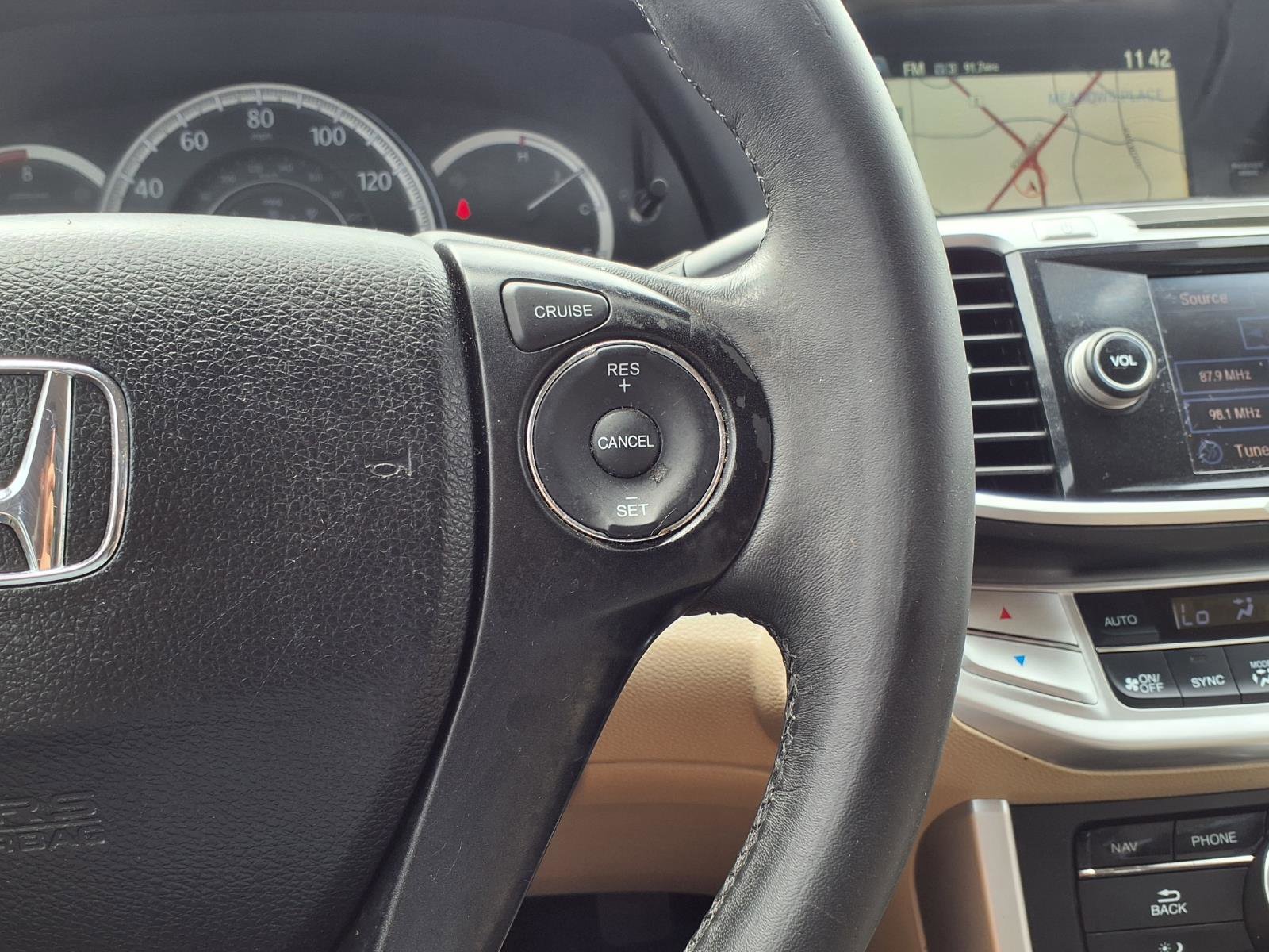 Used 2015 Honda Accord EX-L image 18