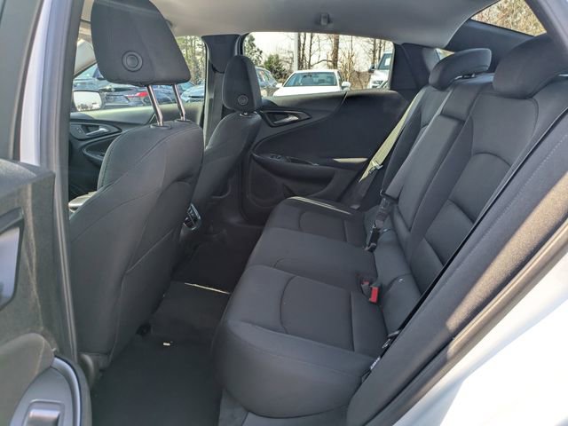 Used 2025 Chevrolet Malibu LT image 14