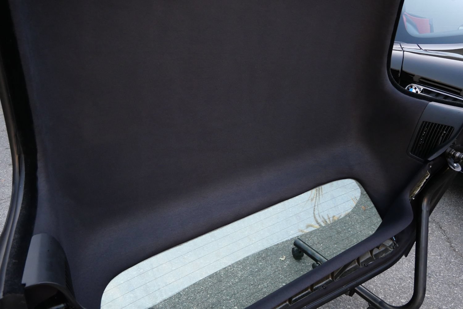 Used 2001 BMW Z8 RWD image 48