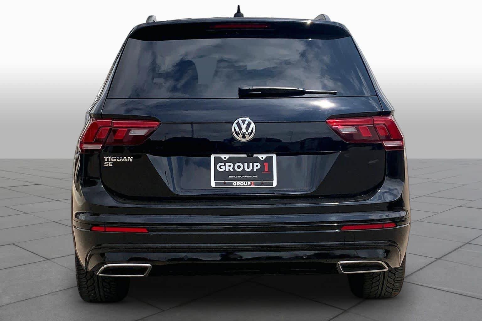 Used 2021 Volkswagen Tiguan SE R-Line FWD image 4