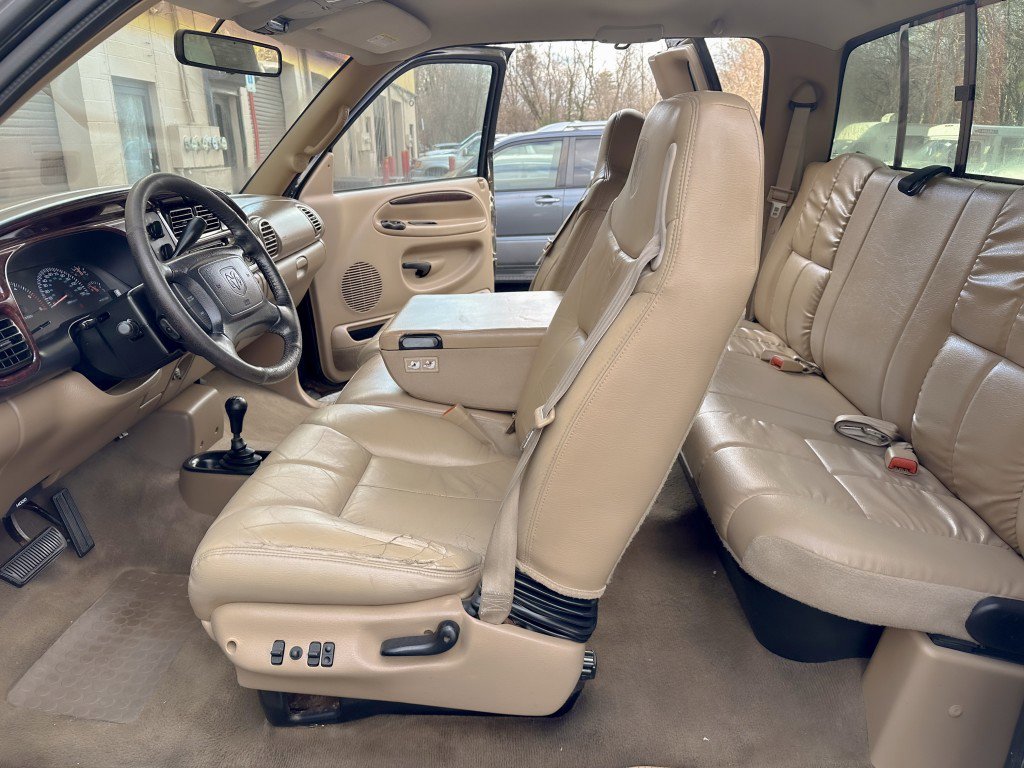 Used 2001 Dodge Ram 2500 Truck SLT image 15
