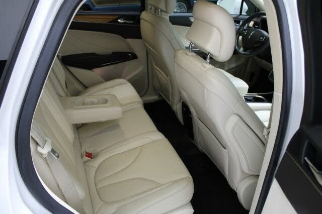 Used 2015 Lincoln MKC AWD w/ Equipment Group 101A Select image 28