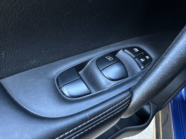 Used 2020 Nissan Rogue SV w/ Premium Package image 15