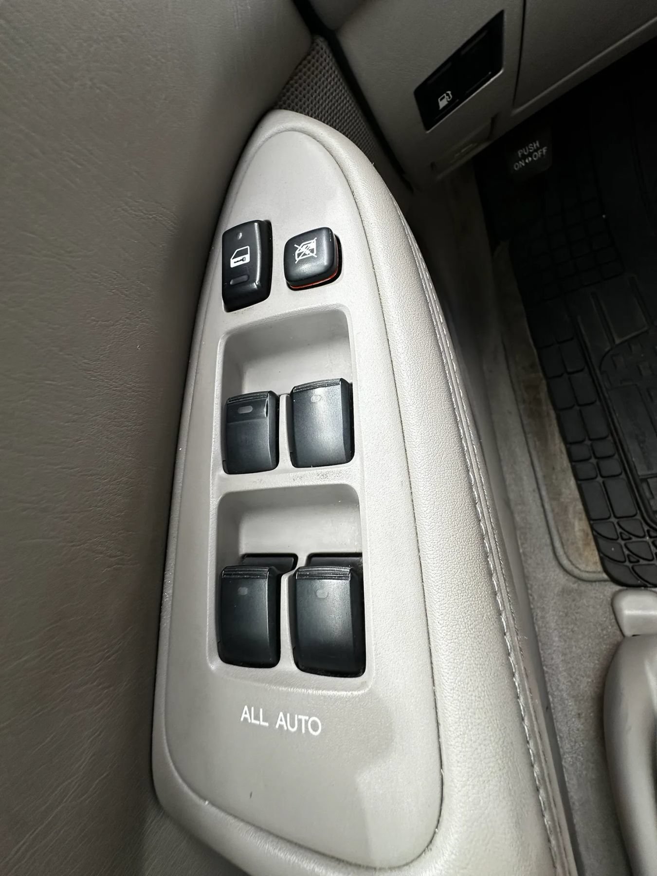 Used 2002 Lexus ES 330 FWD image 33