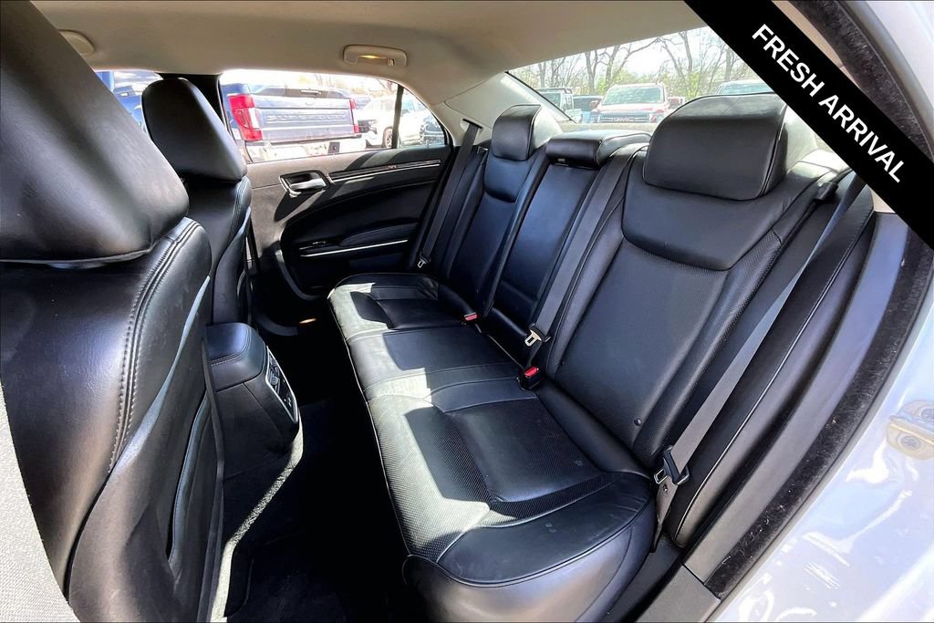 Used 2023 Chrysler 300 Touring L w/ Comfort Group AWD/4WD image 6
