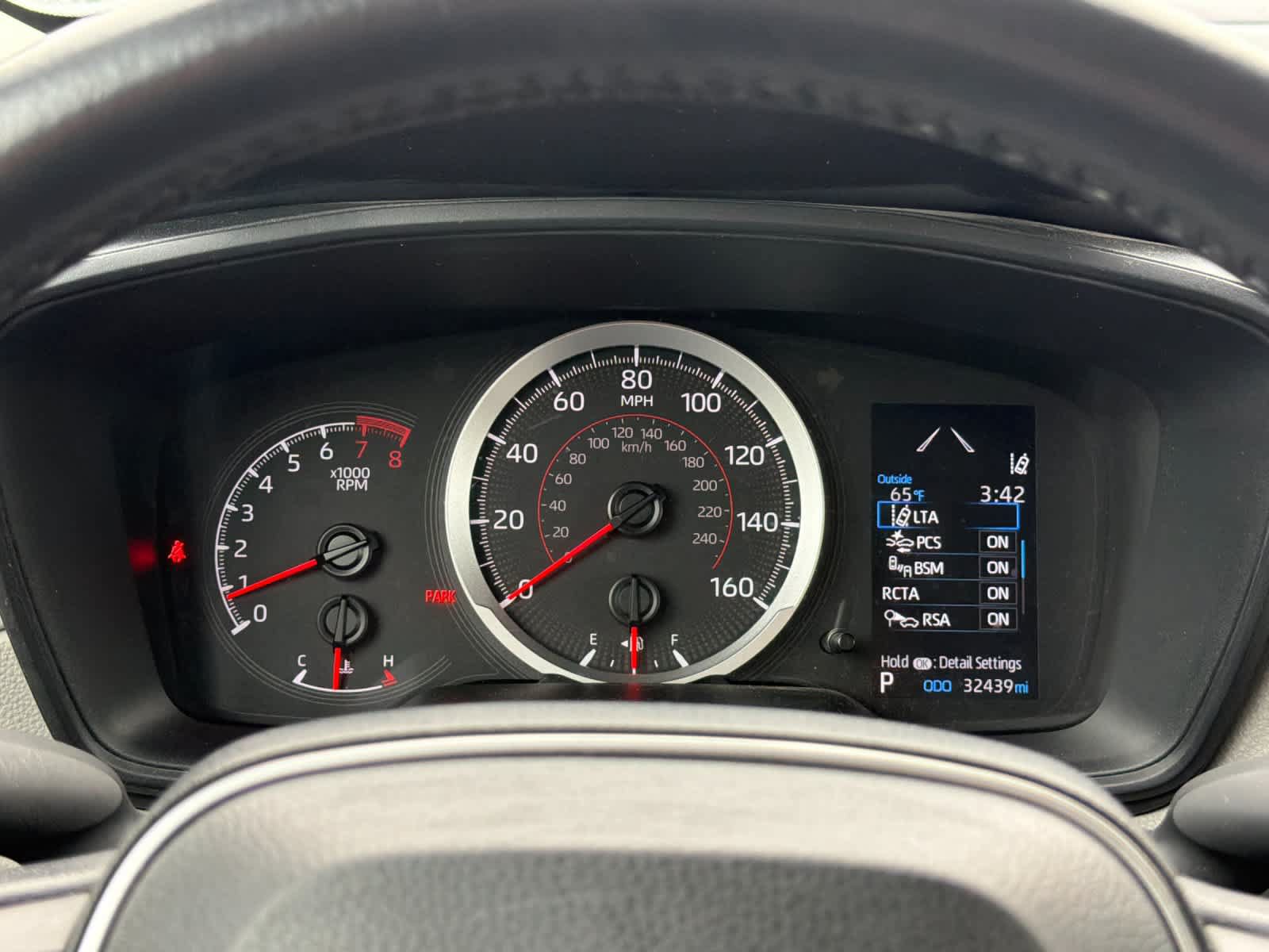 Used 2022 Toyota Corolla Cross LE FWD image 26