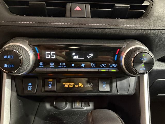 Used 2022 Toyota RAV4 XLE w/ Convenience Package AWD/4WD image 17