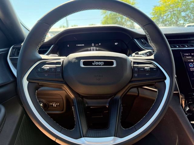 Certified 2024 Jeep Grand Cherokee Altitude AWD/4WD image 21