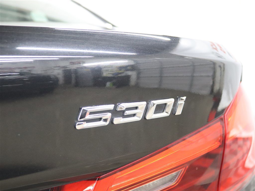 Used 2018 BMW 530i xDrive image 9