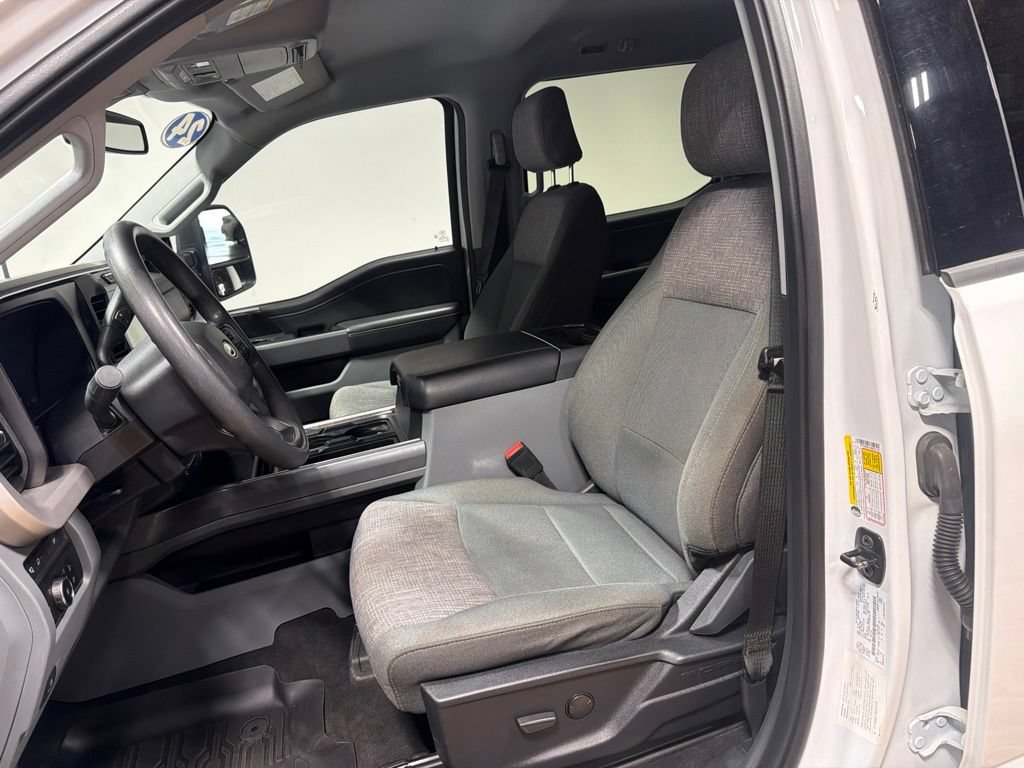 Used 2024 Ford F250 XLT w/ XLT Premium Package AWD/4WD image 28