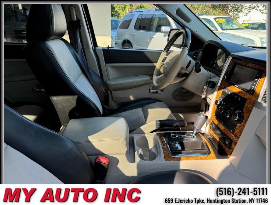 Used 2010 Jeep Grand Cherokee Limited w/ Quadra-Drive II 4X4 Group image 28