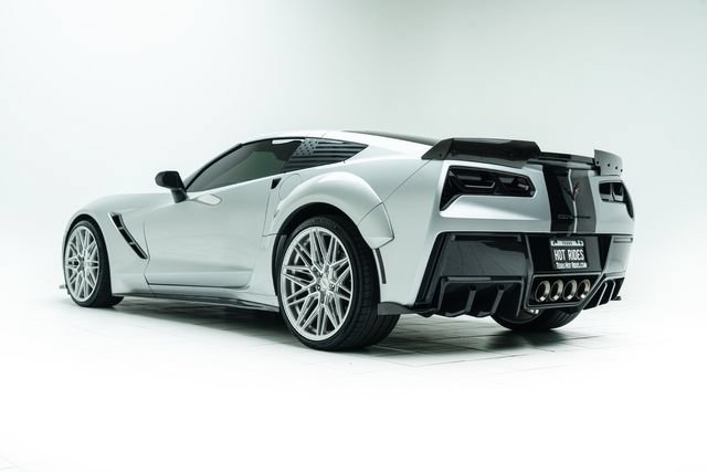 Used 2019 Chevrolet Corvette Stingray Coupe RWD image 18
