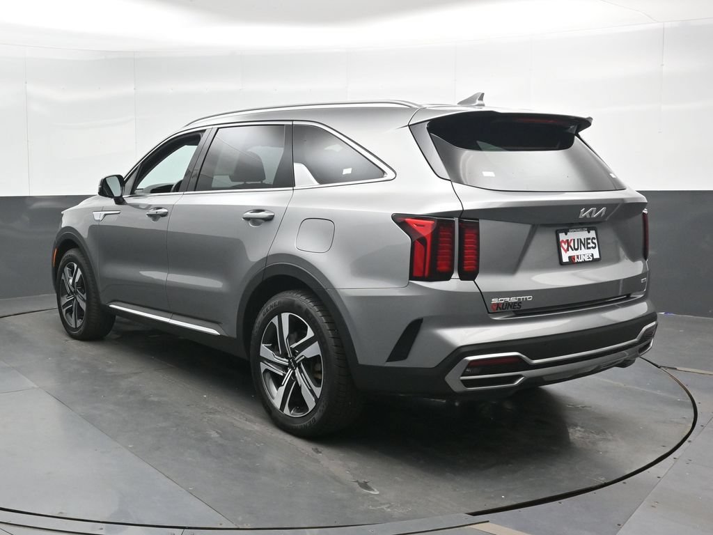 Used 2023 Kia Sorento EX AWD/4WD image 10