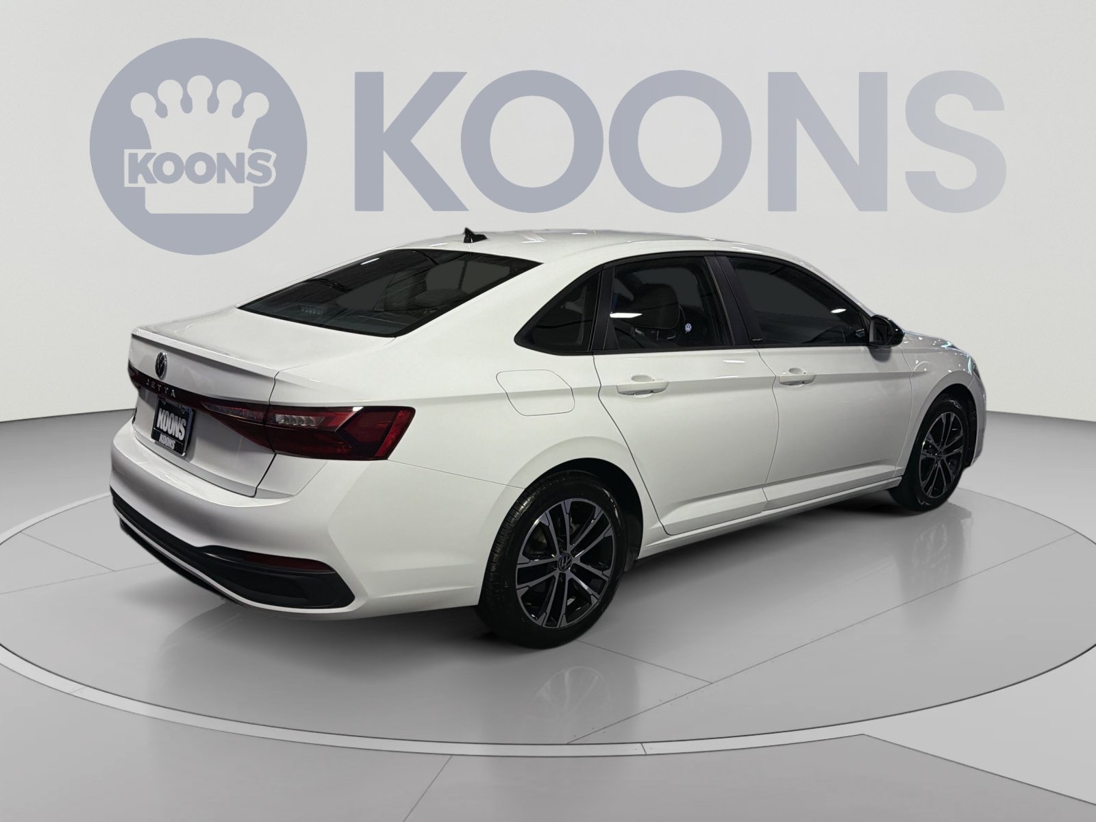 Used 2025 Volkswagen Jetta Sport FWD image 7