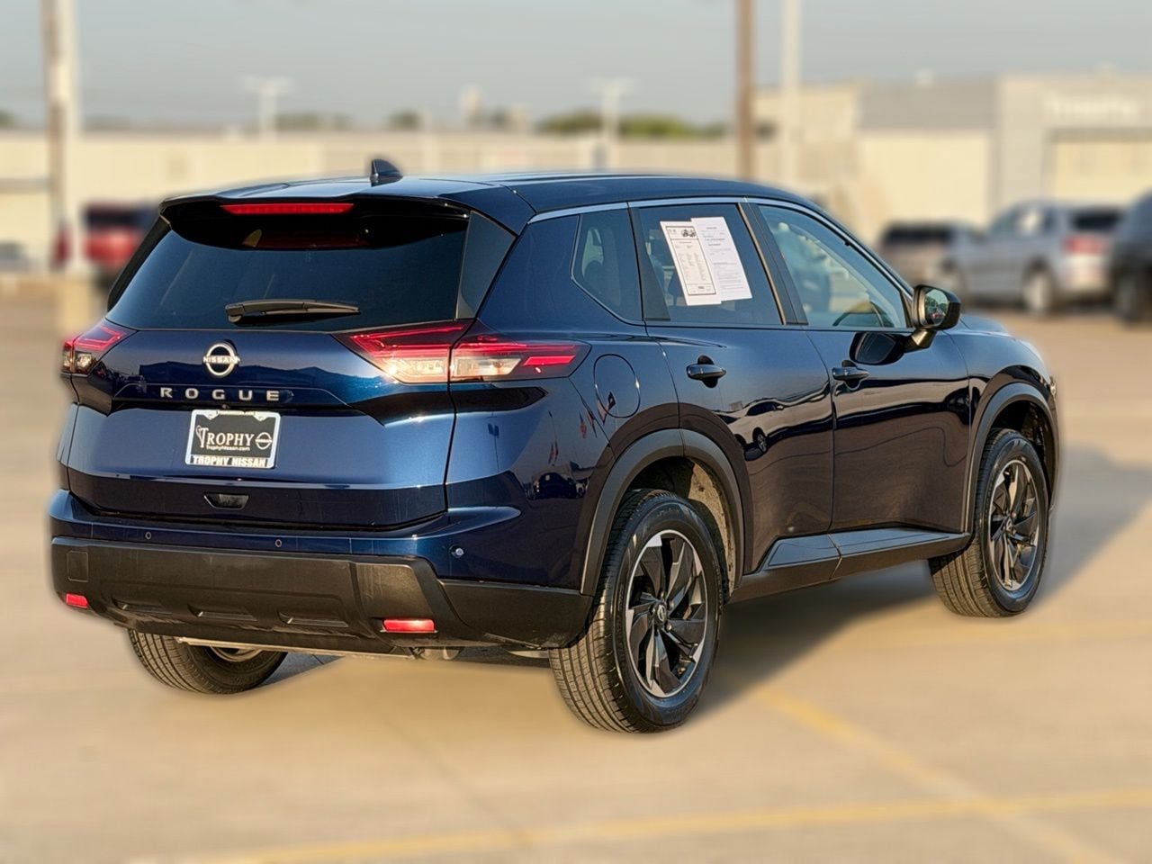 Certified 2025 Nissan Rogue SV FWD image 8