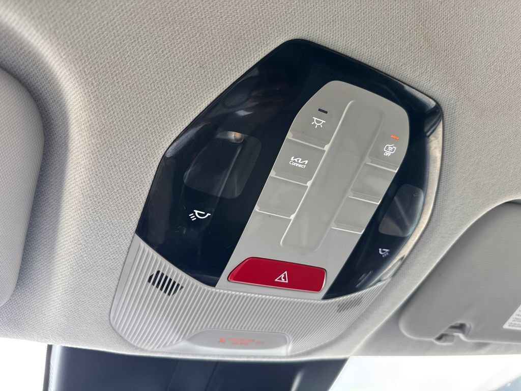 Used 2025 Kia K4 FWD image 27