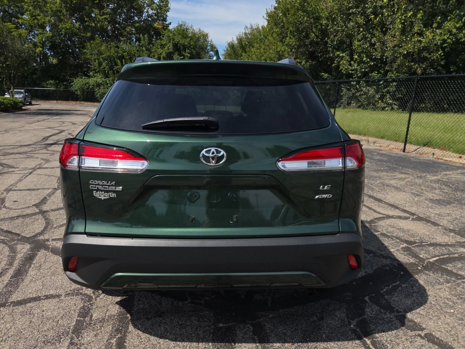 Used 2023 Toyota Corolla Cross LE AWD/4WD image 8