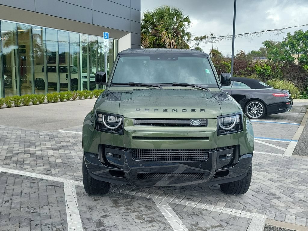 New 2026 Land Rover Defender 110 X-Dynamic SE AWD/4WD image 8