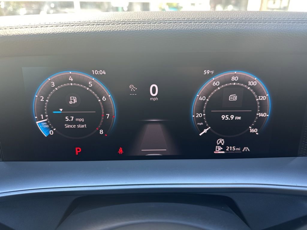 New 2025 Volkswagen Tiguan SE R-Line image 20