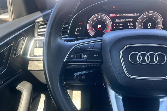 Used 2019 Audi Q8 Premium image 11