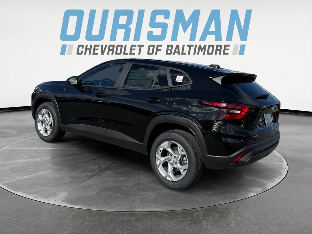 New 2026 Chevrolet Trax LS w/ LS Convenience Package image 4