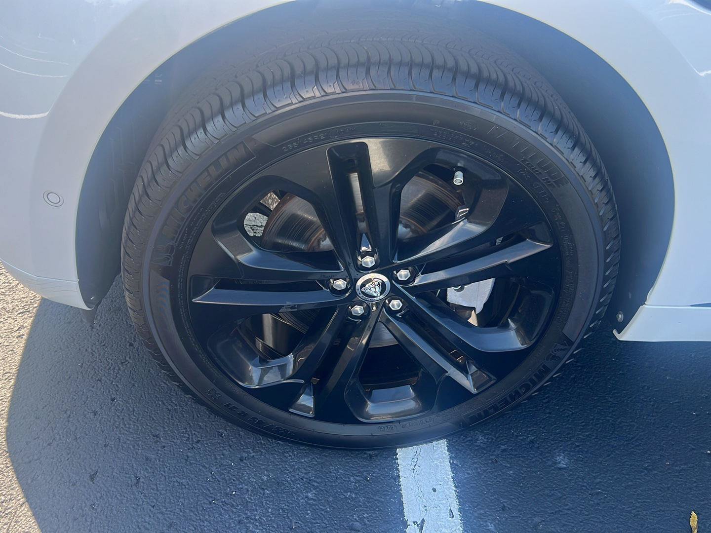 Certified 2026 Jaguar F-PACE R-Dynamic S AWD/4WD image 9