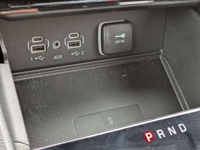Used 2025 Jeep Grand Cherokee L Laredo RWD image 22