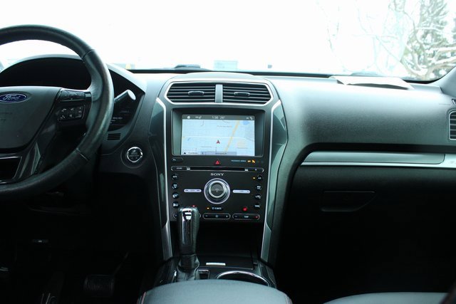 Used 2018 Ford Explorer Sport image 17
