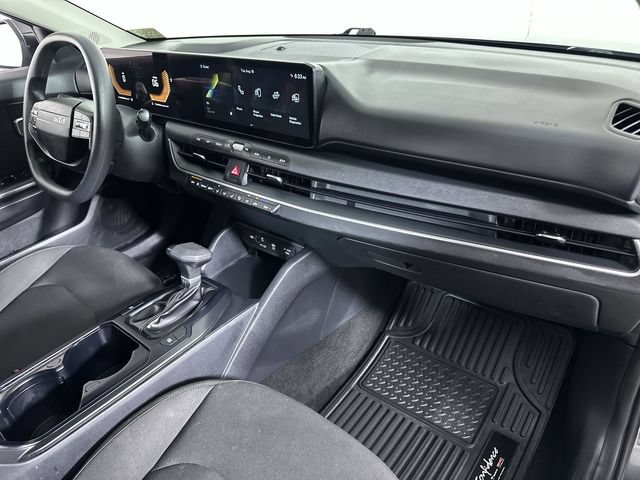 Used 2026 Kia K4 FWD image 30