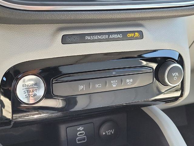 New 2025 Ford Escape SE w/ PHEV Premium Package image 22