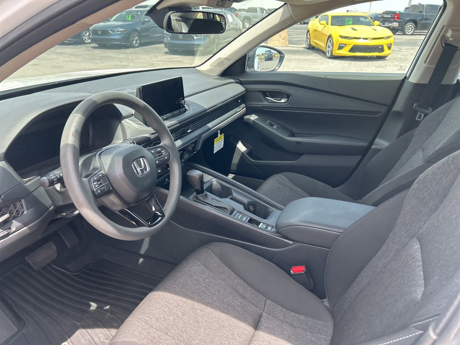 Used 2025 Honda Accord SE image 12