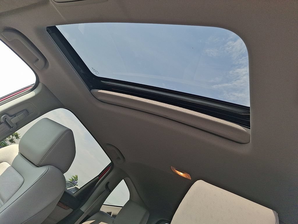 Used 2022 Honda CR-V Touring image 15