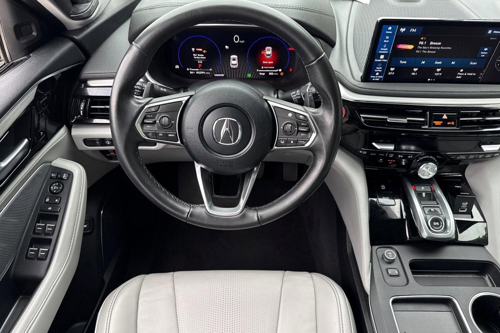 Used 2025 Acura MDX SH-AWD w/ Technology Package image 28