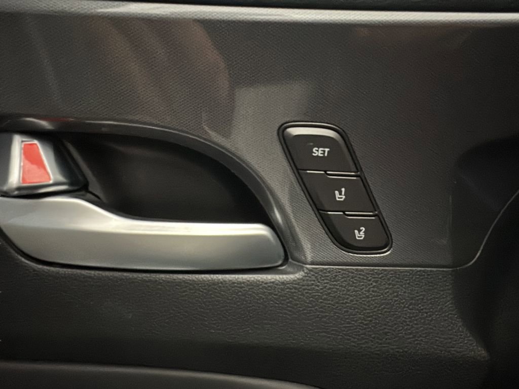 Used 2021 Hyundai Santa Fe Calligraphy image 11