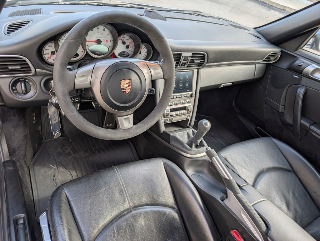 Used 2005 Porsche 911 Carrera S image 11