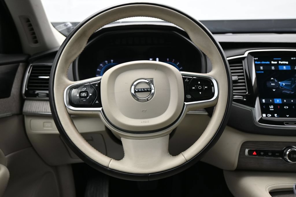 Used 2024 Volvo XC90 B6 Ultimate AWD/4WD image 15