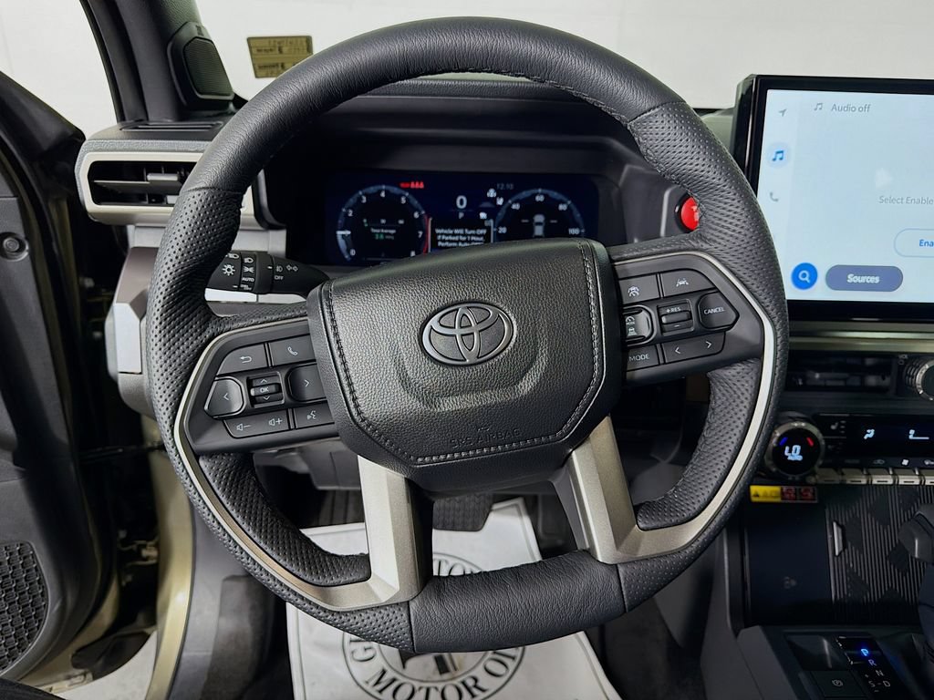 Certified 2025 Toyota Tacoma TRD Off-Road w/ TRD Off Road Premium Package AWD/4WD image 13
