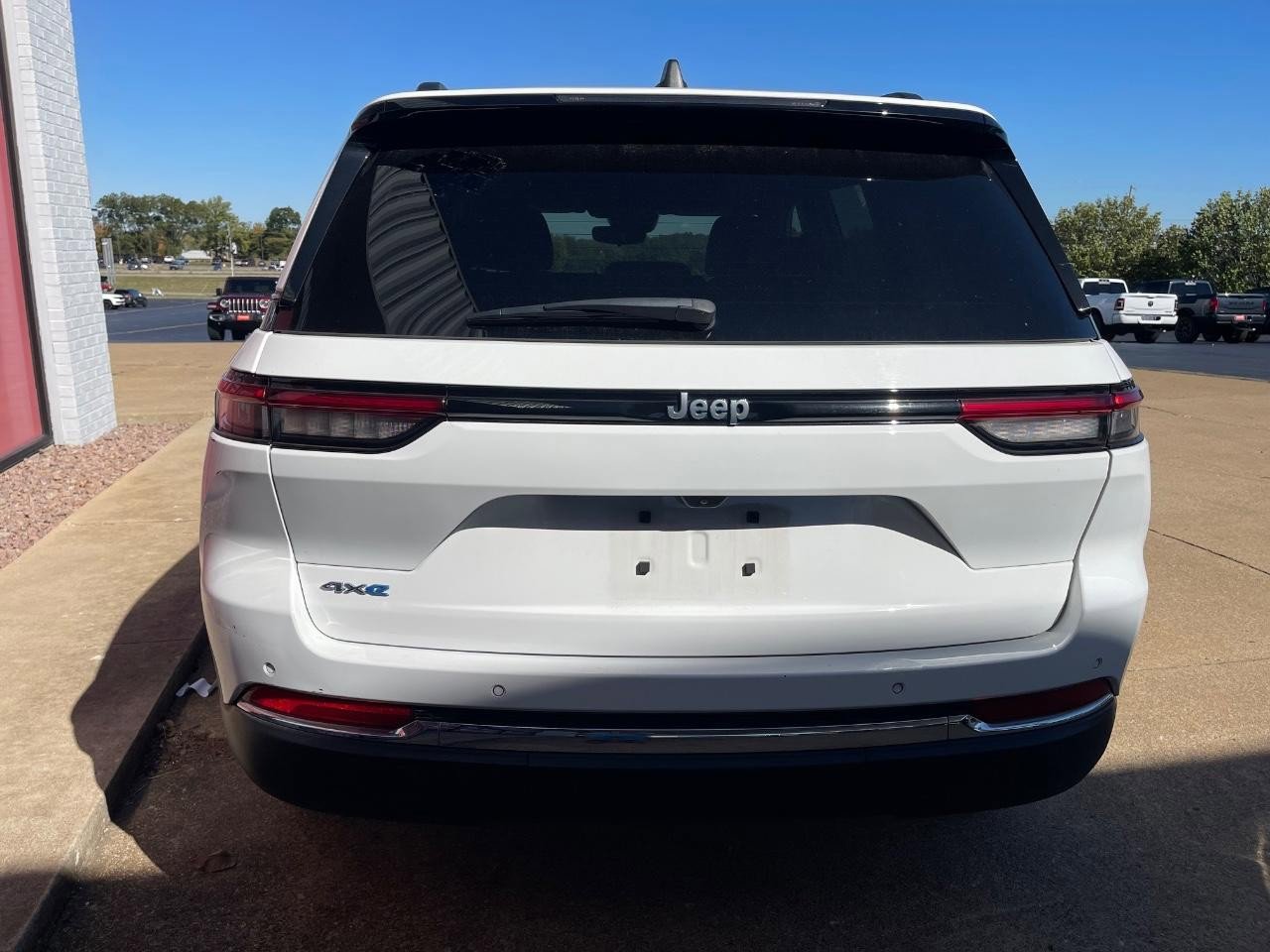 Used 2024 Jeep Grand Cherokee Limited 4xe image 5